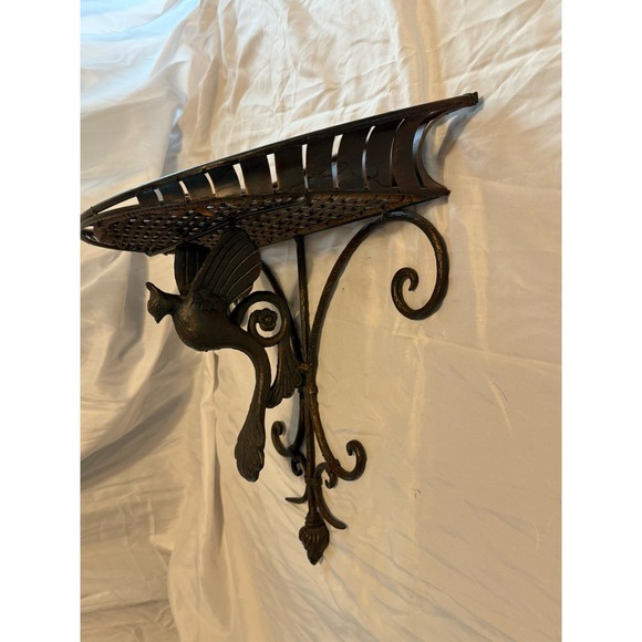 Vintage IRON and WICKER wall scounce shelf - Picture 8 of 15